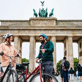 Berlino: Tour in bicicletta con una guida locale per visitare i luoghi più importanti di Berlino