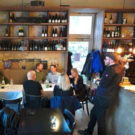 Degustazione di vini tedeschi al Mauerwinzer di Berlino