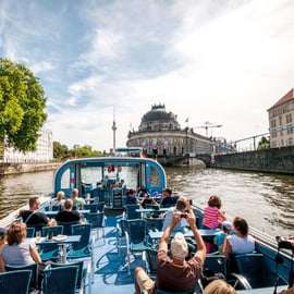 Tour in barca sulla Sprea e Landwehrkanal, oltre 40 ponti