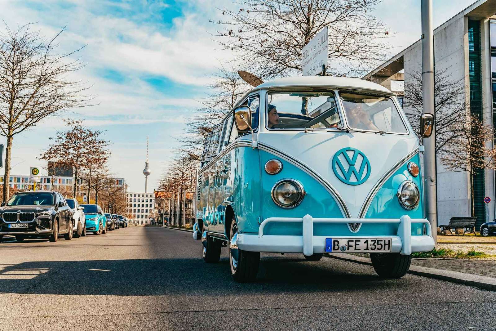 Berlino: Tour panoramico in autobus classico Volkswagen T1 Samba