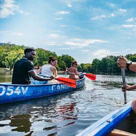 Berlino: Tour guidato in canoa