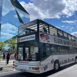 Bus hop-on hop-off a Berlino con commento dal vivo