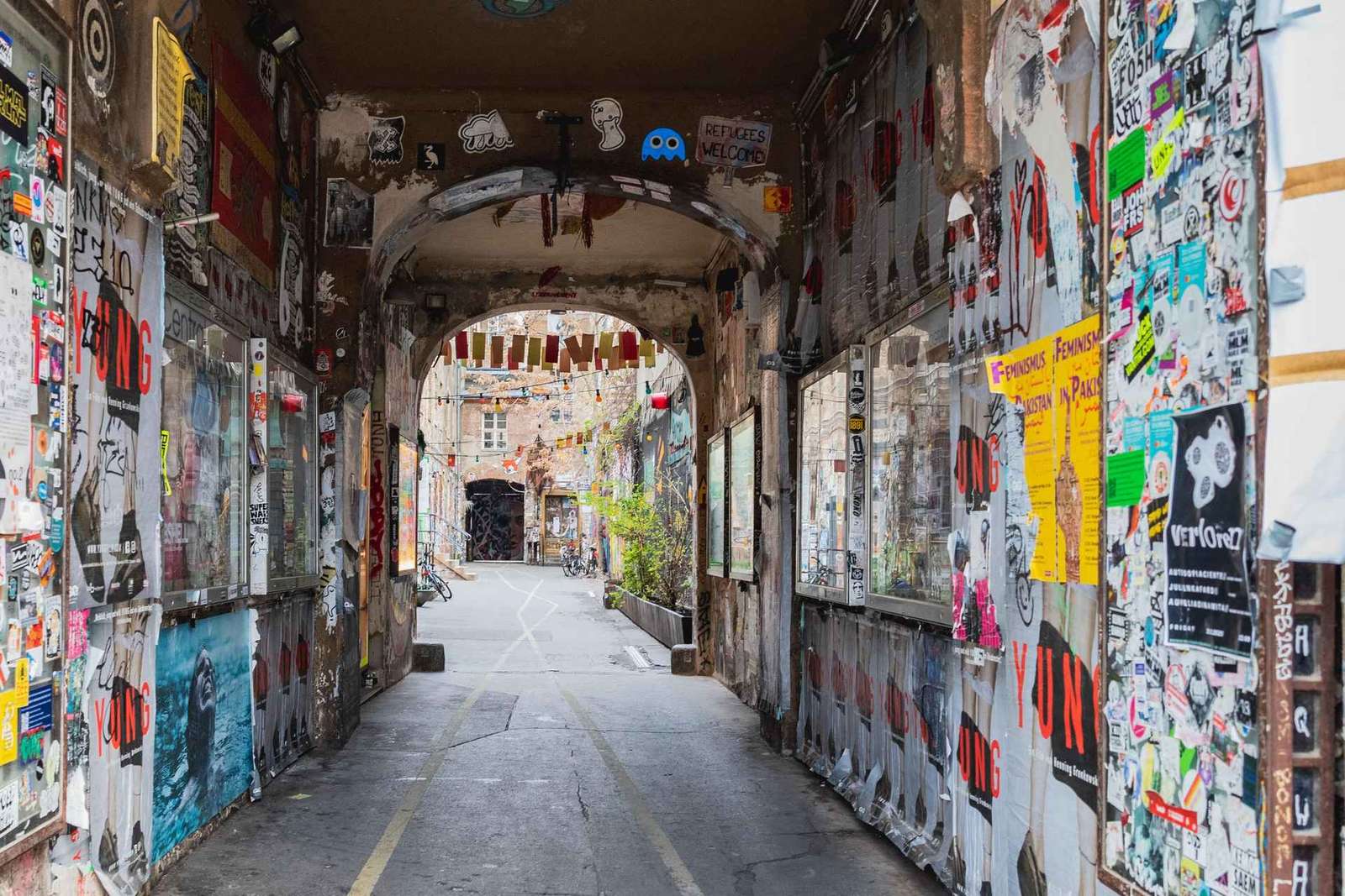 Tour dei cortili nascosti di Berlino con guida a piedi
