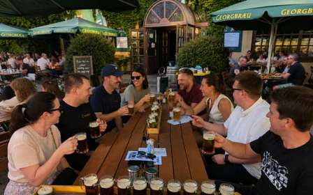Tour storico dei pub e della storia di Berlino