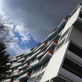 Architettura moderna a Berlino: l'Hansaviertel a piedi