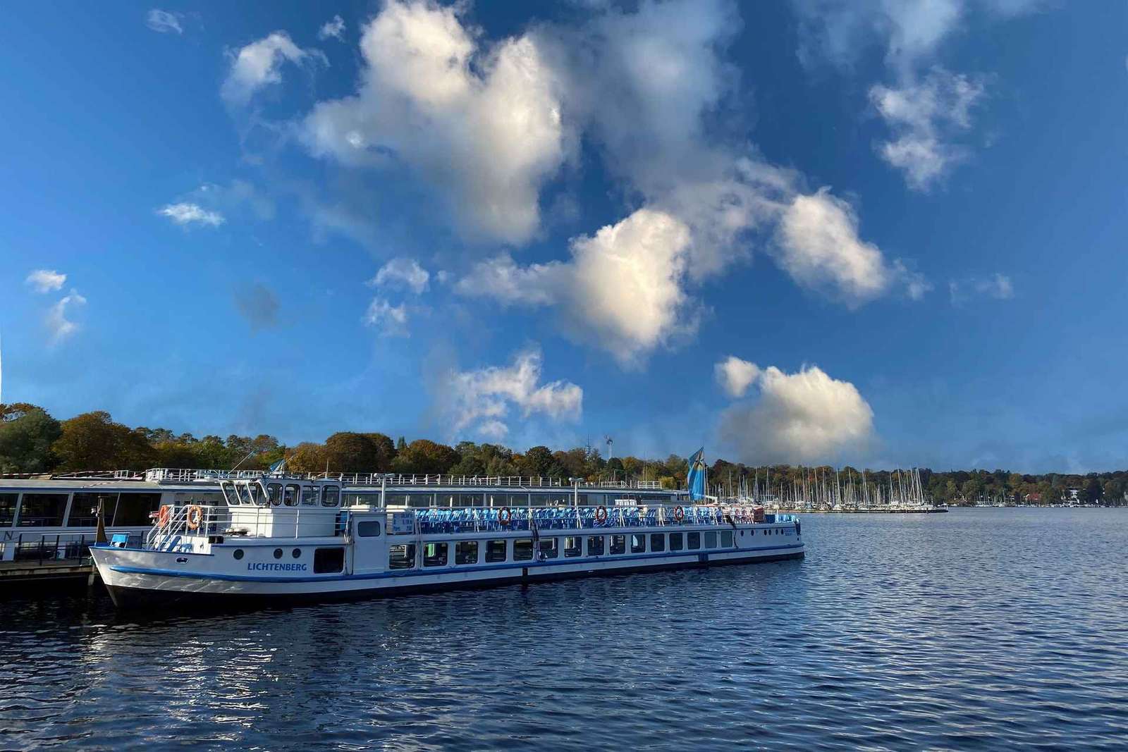 Giro in barca sui laghi dell'Havel da Wannsee, 100 minuti