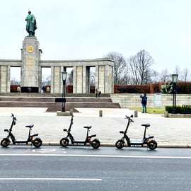 Berlino: Tour in scooter elettronico