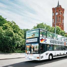 Bus hop-on hop-off a Berlino con commento dal vivo