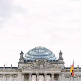 Tour in e-bike di Berlino tra Muro e Porta di Brandeburgo