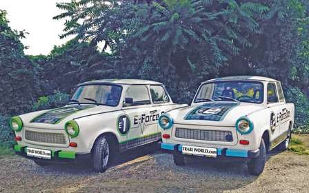 Berlino: Tour della città E-Trabi