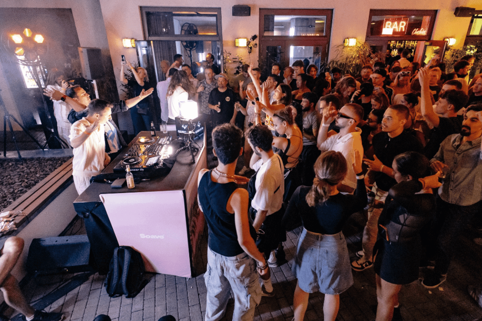 Pub crawl a Berlino tra Mitte e Friedrichshain