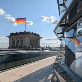 Tour del quartiere governativo e cupola del Reichstag
