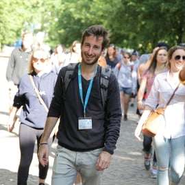 Tour a piedi di Berlino tra Muro, bunker e Isola dei Musei