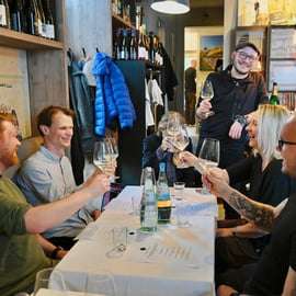 Degustazione di vini tedeschi al Mauerwinzer di Berlino